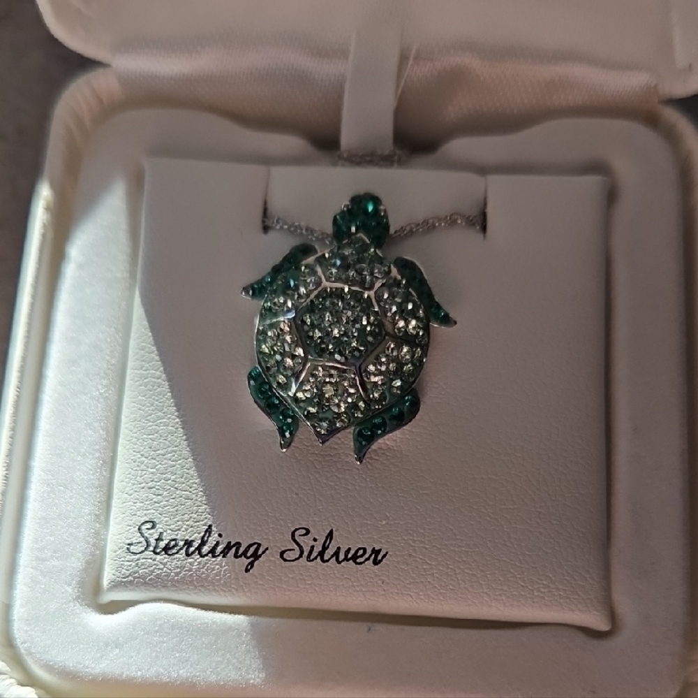 Sterling Silver Turtle Pendant Necklace